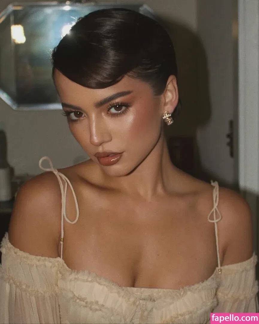 Isabela Merced / isabelamerced Onlyfans Photo Gallery 