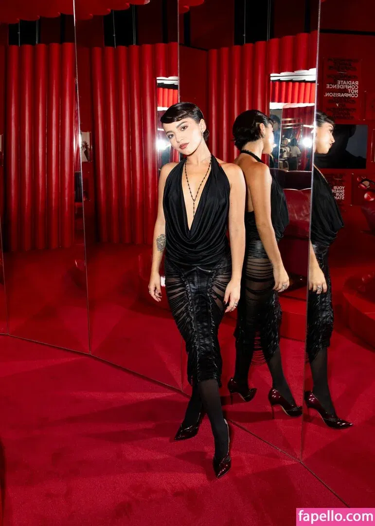 Isabela Merced / isabelamerced Onlyfans Photo Gallery 