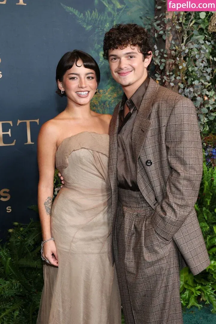 Isabela Merced / isabelamerced Onlyfans Photo Gallery 