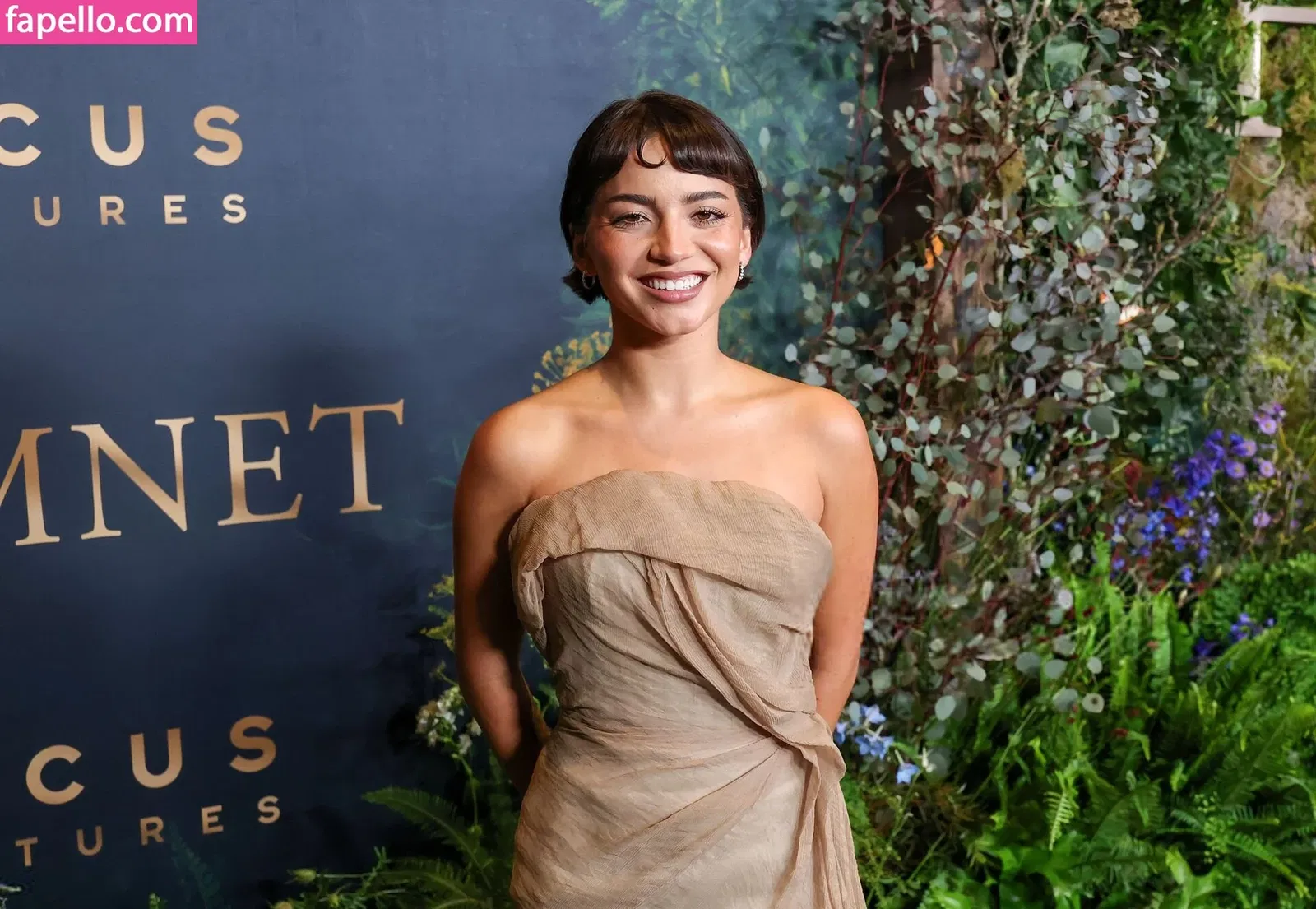 Isabela Merced / isabelamerced Onlyfans Photo Gallery 