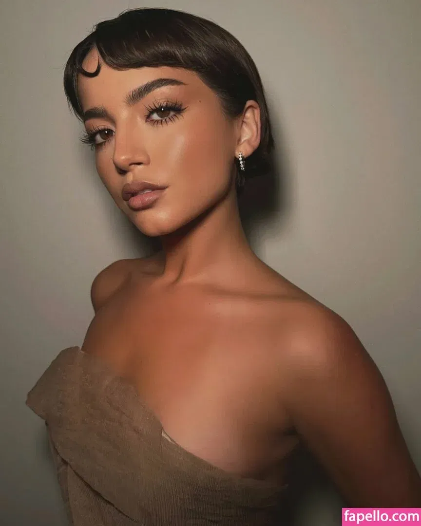 Isabela Merced / isabelamerced Onlyfans Photo Gallery 