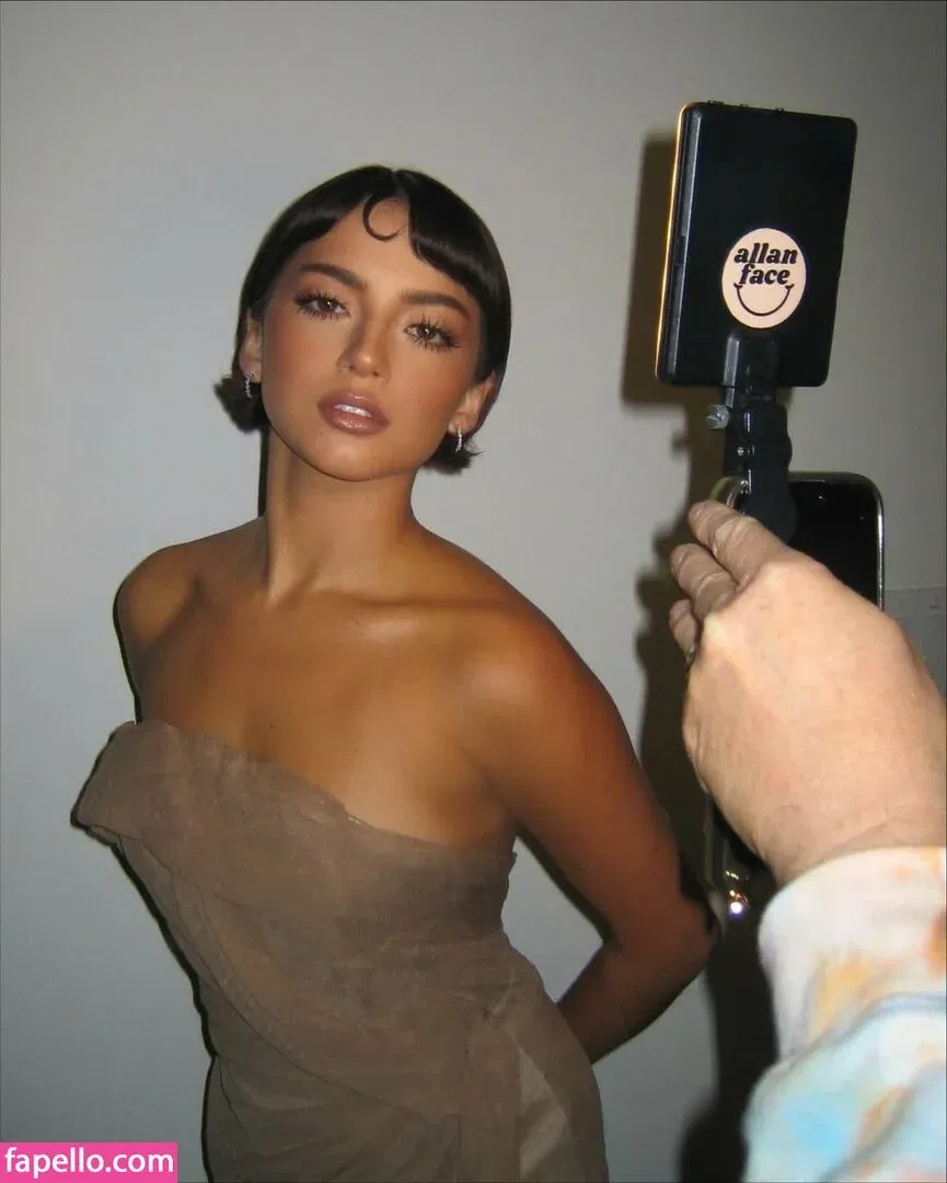 Isabela Merced / isabelamerced Onlyfans Photo Gallery 