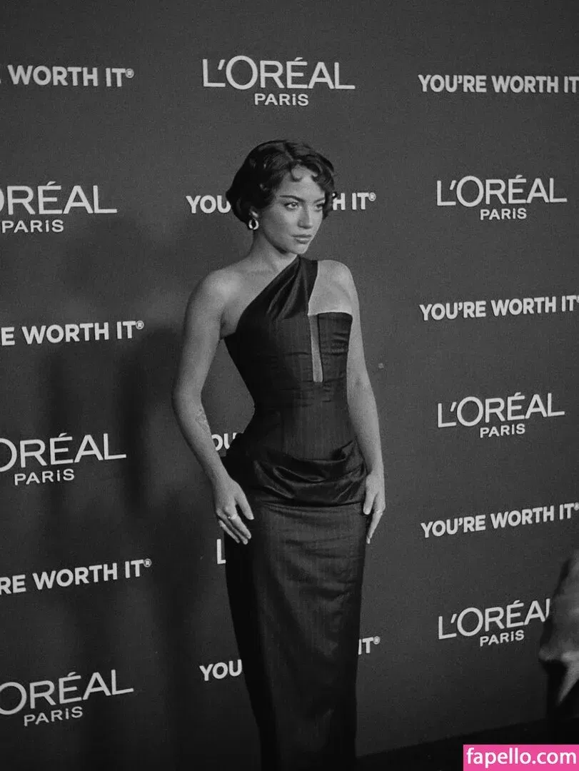 Isabela Merced / isabelamerced Onlyfans Photo Gallery 