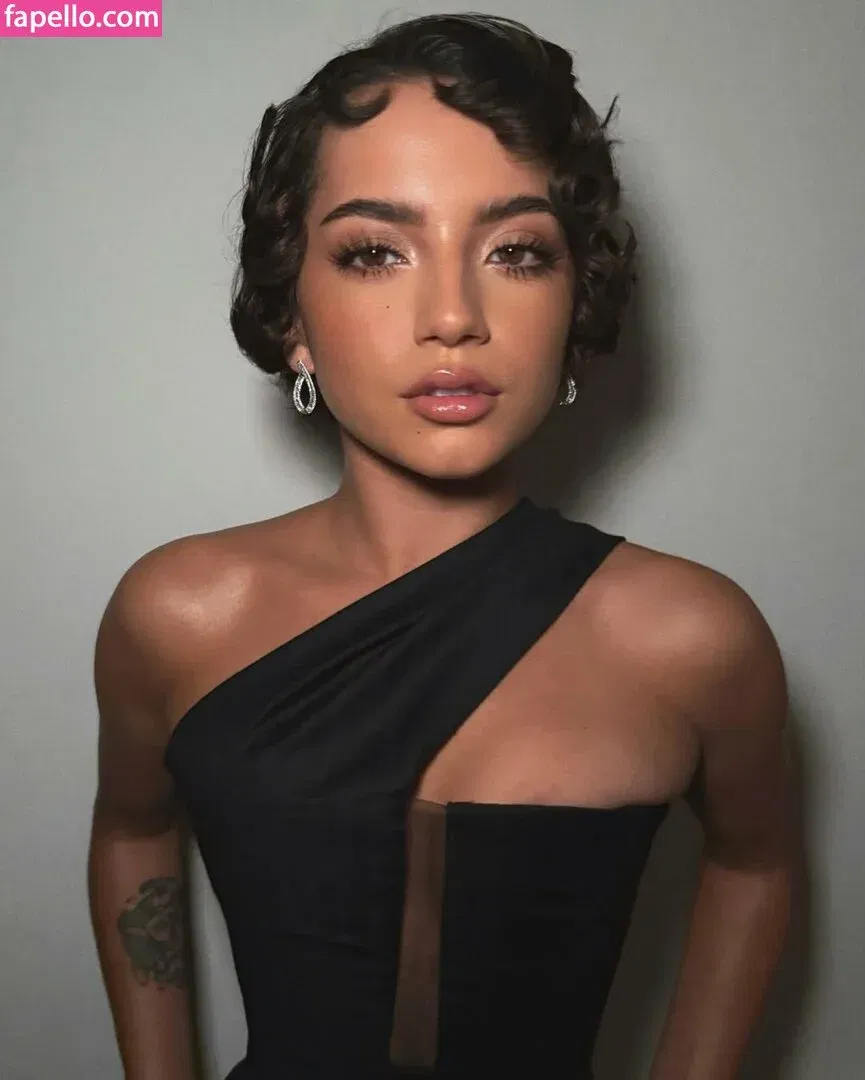 Isabela Merced / isabelamerced Onlyfans Photo Gallery 
