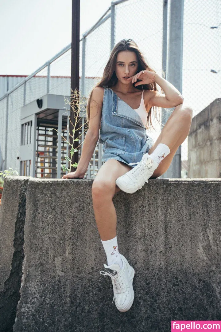 Gloria Sol / gloria__sol / gloriasol Onlyfans Photo Gallery 