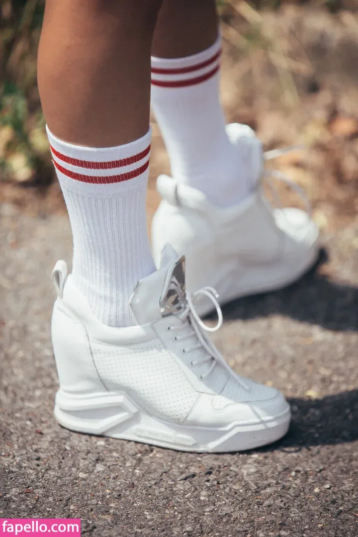 Gloria Sol / gloria__sol / gloriasol Onlyfans Photo Gallery 