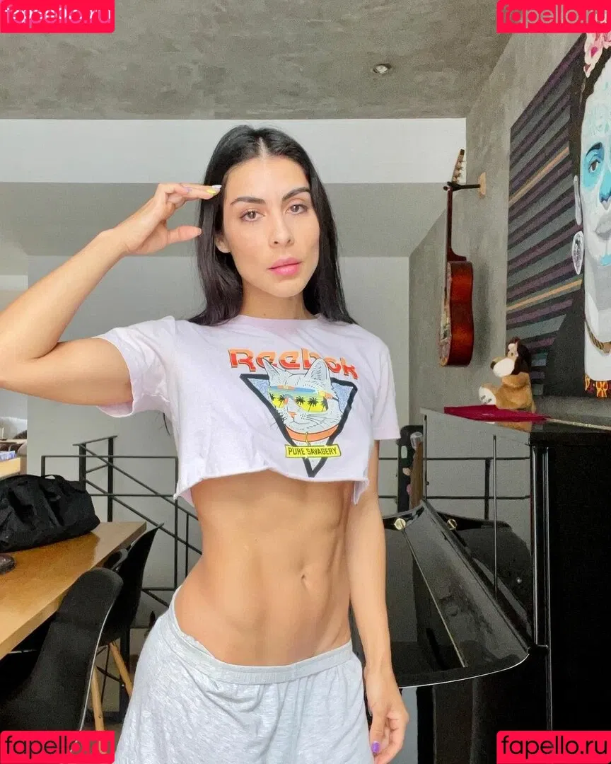 María León / mmmarieleon / sargentoleon Onlyfans Photo Gallery 
