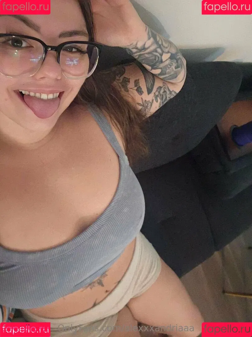 aleeexandriaaa / alexxxandriaaa Onlyfans Photo Gallery 