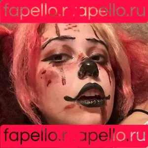 gothgamergirly / thegothmuse Onlyfans Photo Gallery 