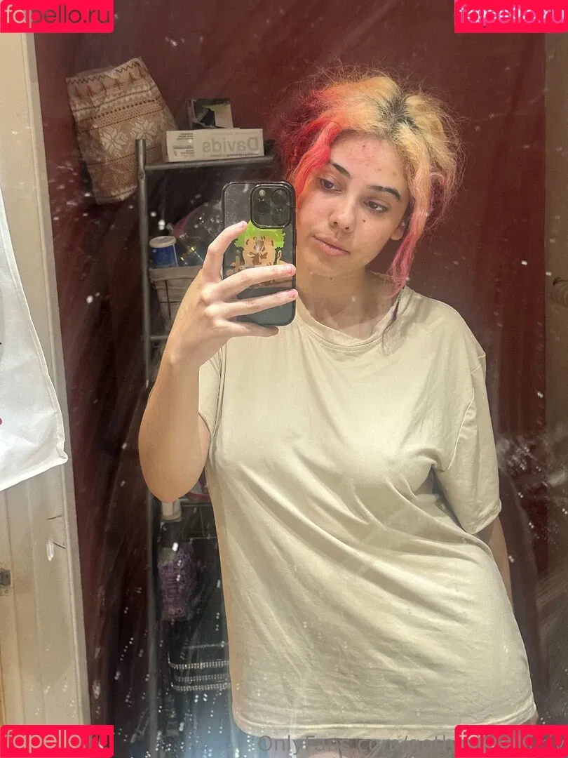 gothgamergirly / thegothmuse Onlyfans Photo Gallery 