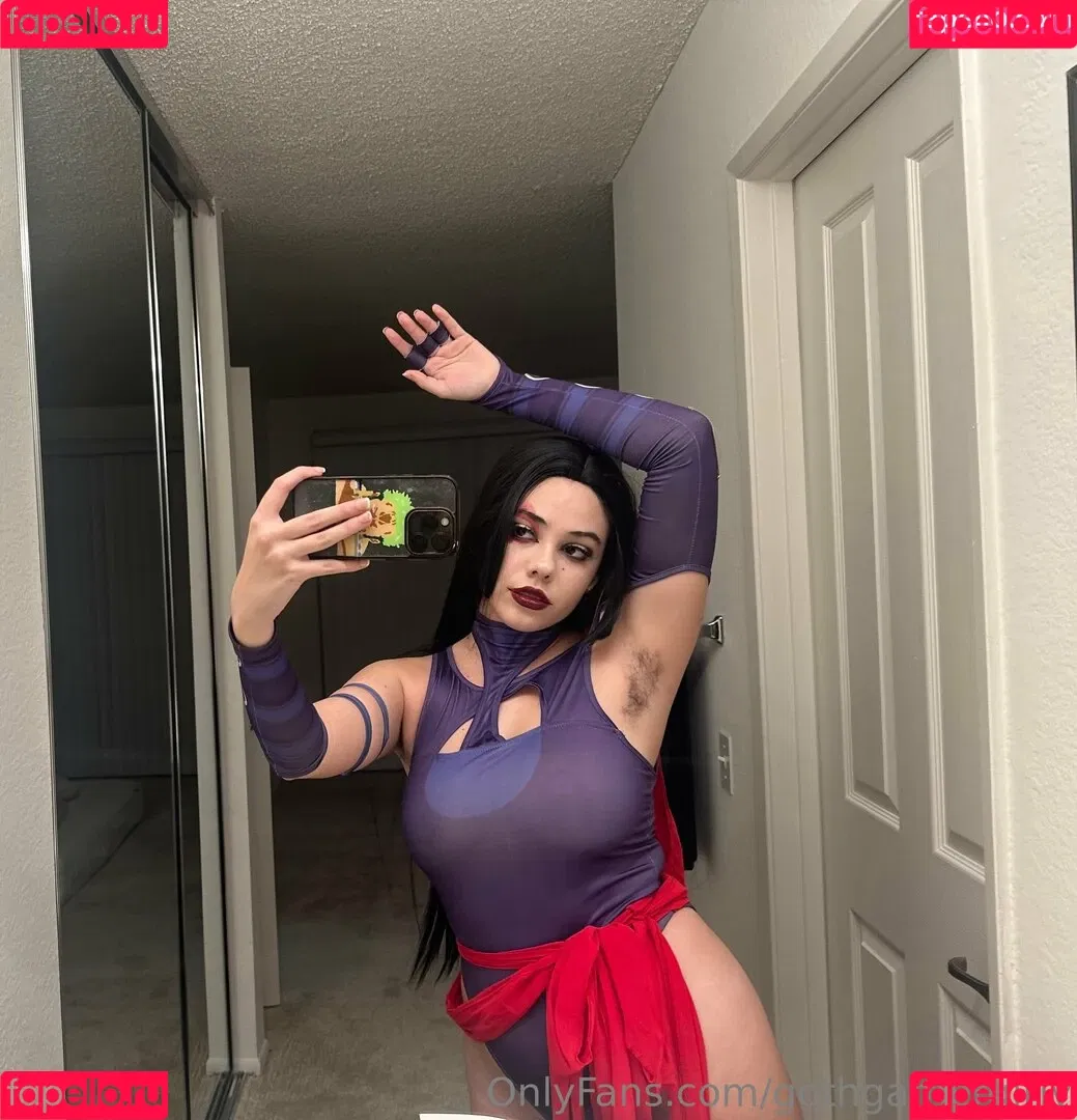 gothgamergirly / thegothmuse Onlyfans Photo Gallery 