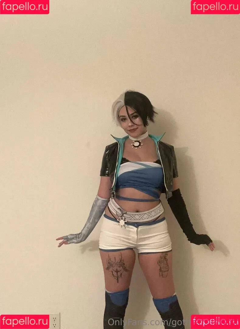 gothgamergirly / thegothmuse Onlyfans Photo Gallery 