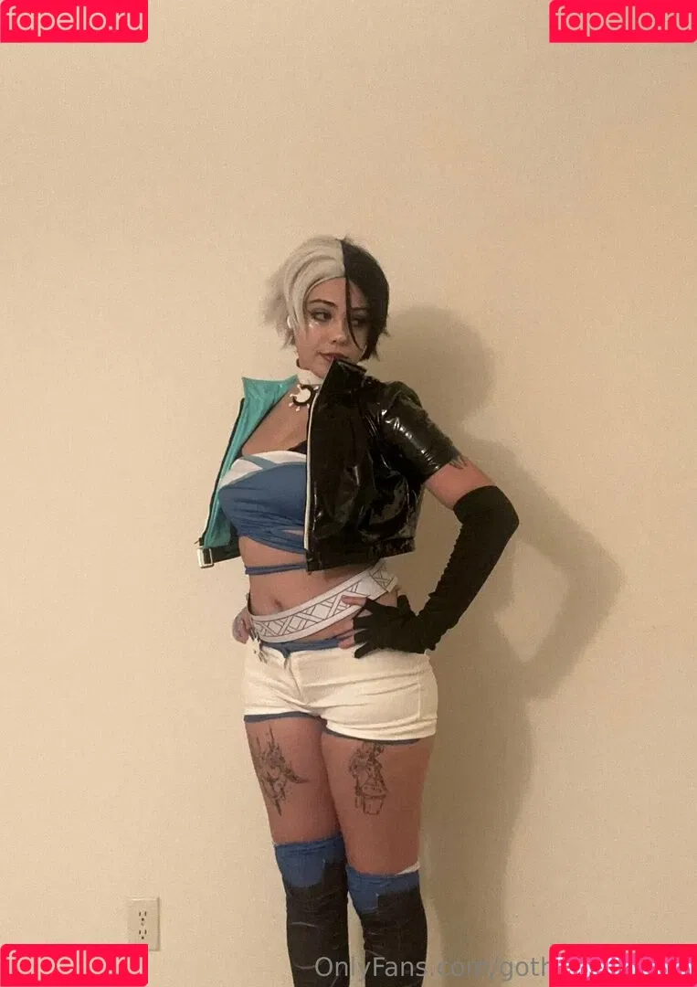 gothgamergirly / thegothmuse Onlyfans Photo Gallery 