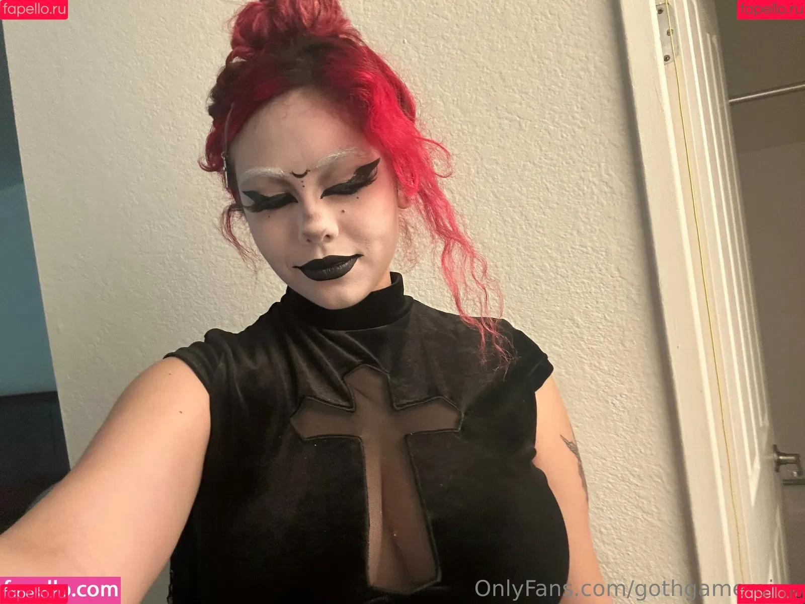 gothgamergirly / thegothmuse Onlyfans Photo Gallery 