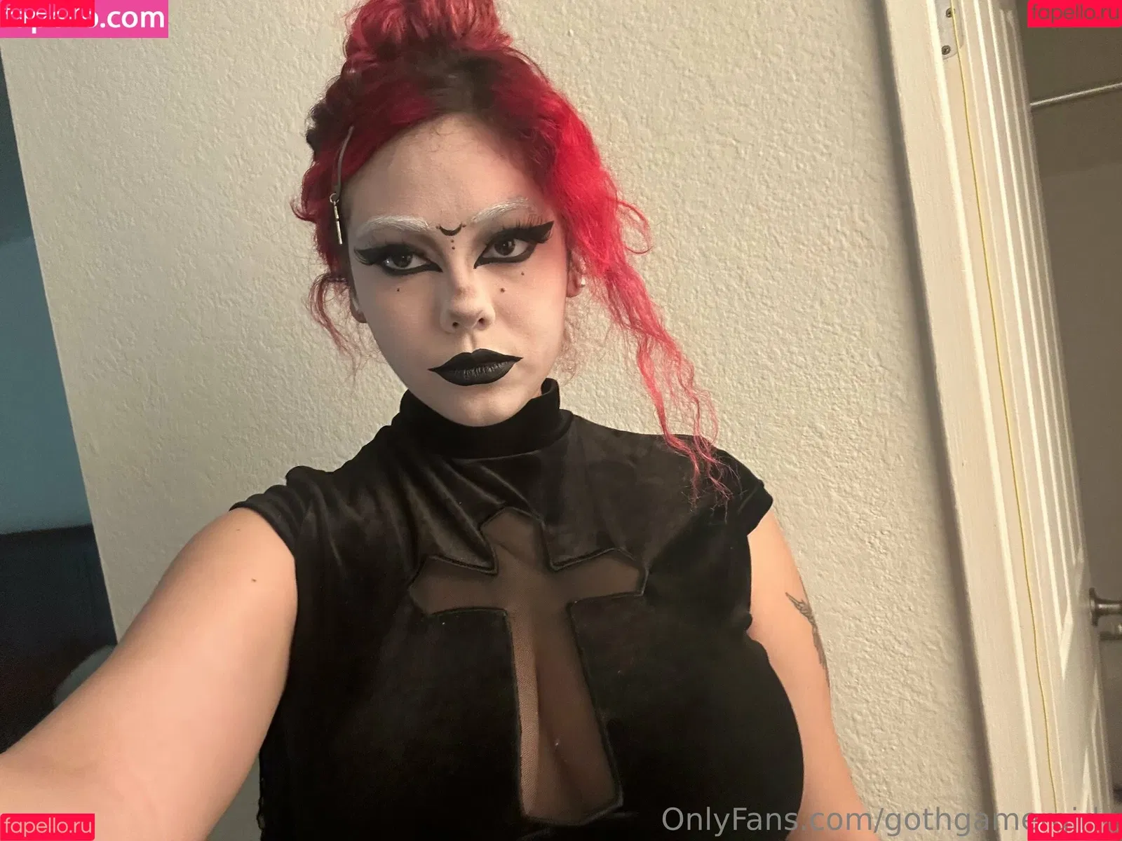 gothgamergirly / thegothmuse Onlyfans Photo Gallery 
