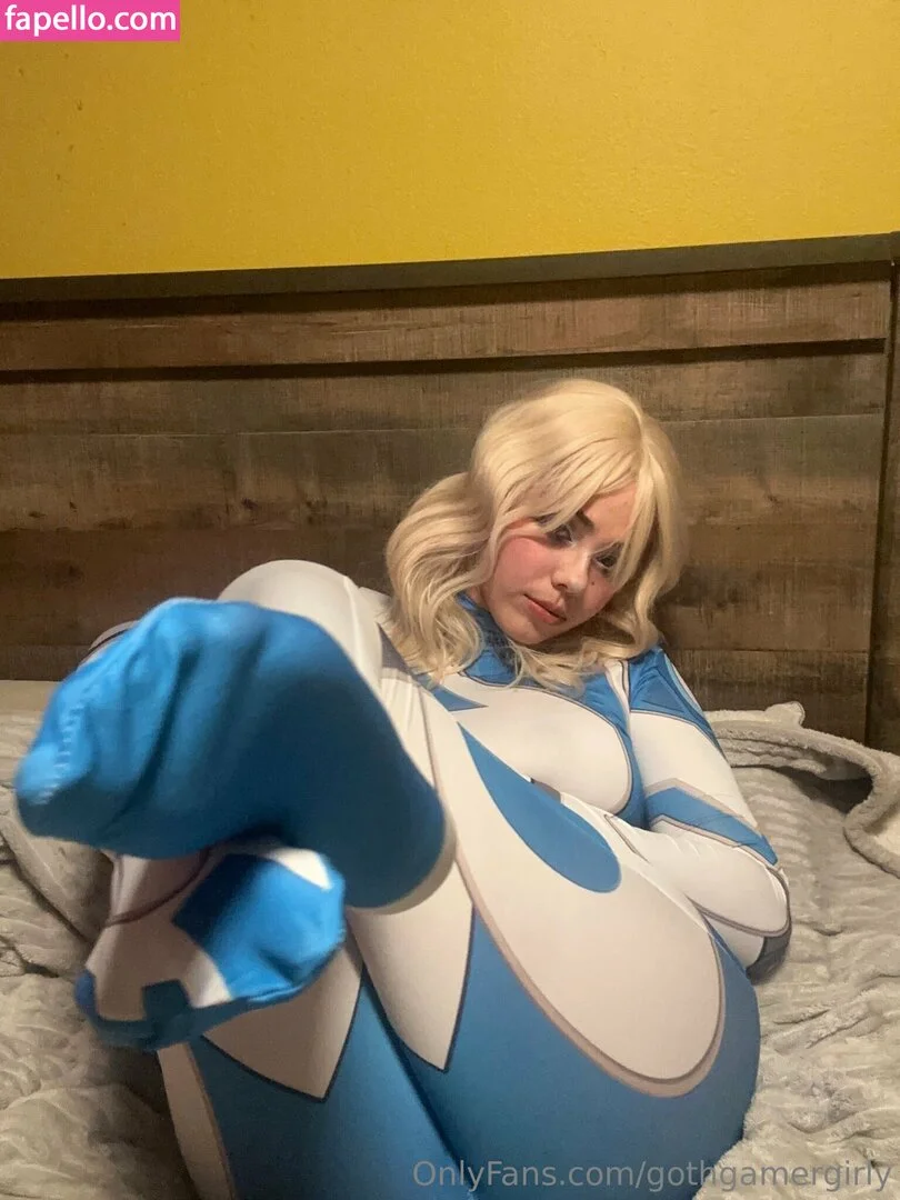 gothgamergirly / thegothmuse Onlyfans Photo Gallery 