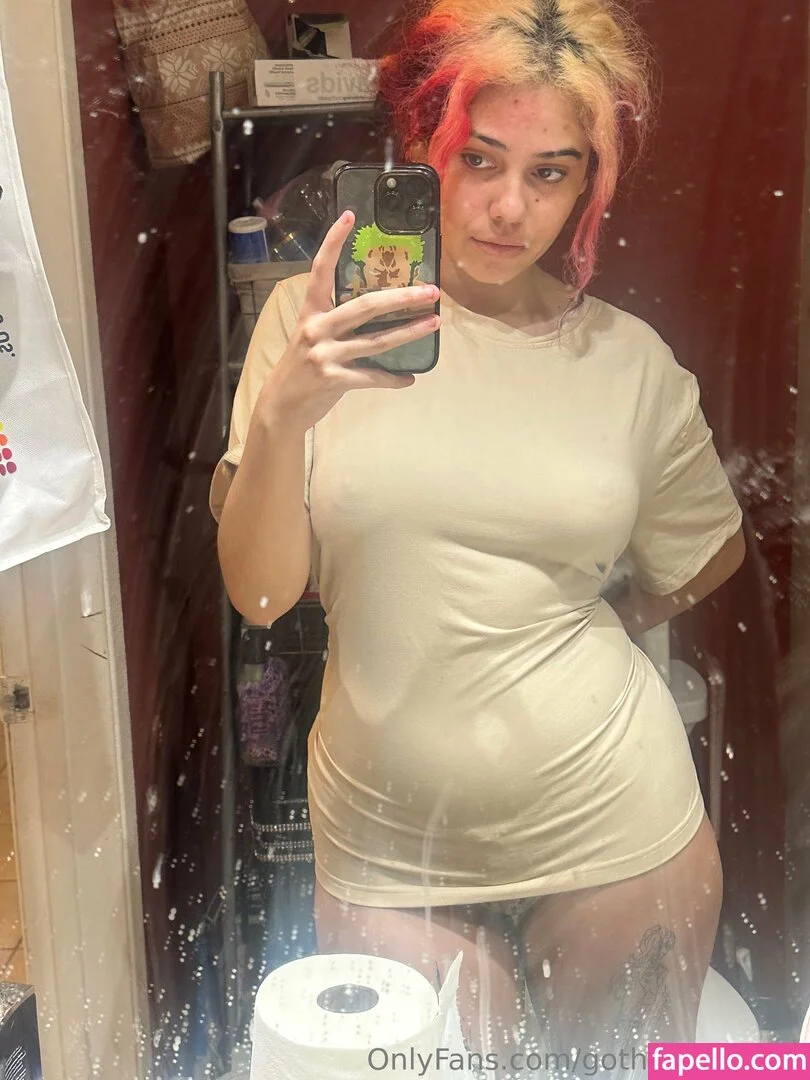 gothgamergirly / thegothmuse Onlyfans Photo Gallery 