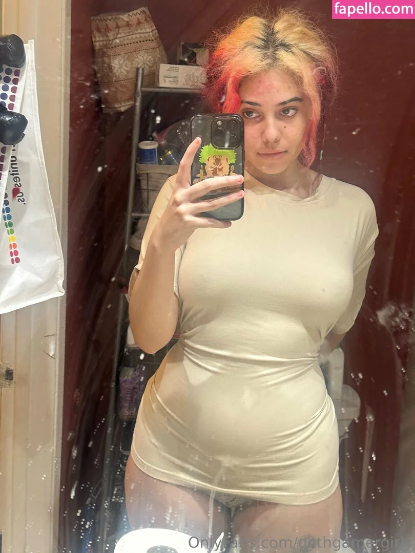 gothgamergirly / thegothmuse Onlyfans Photo Gallery 