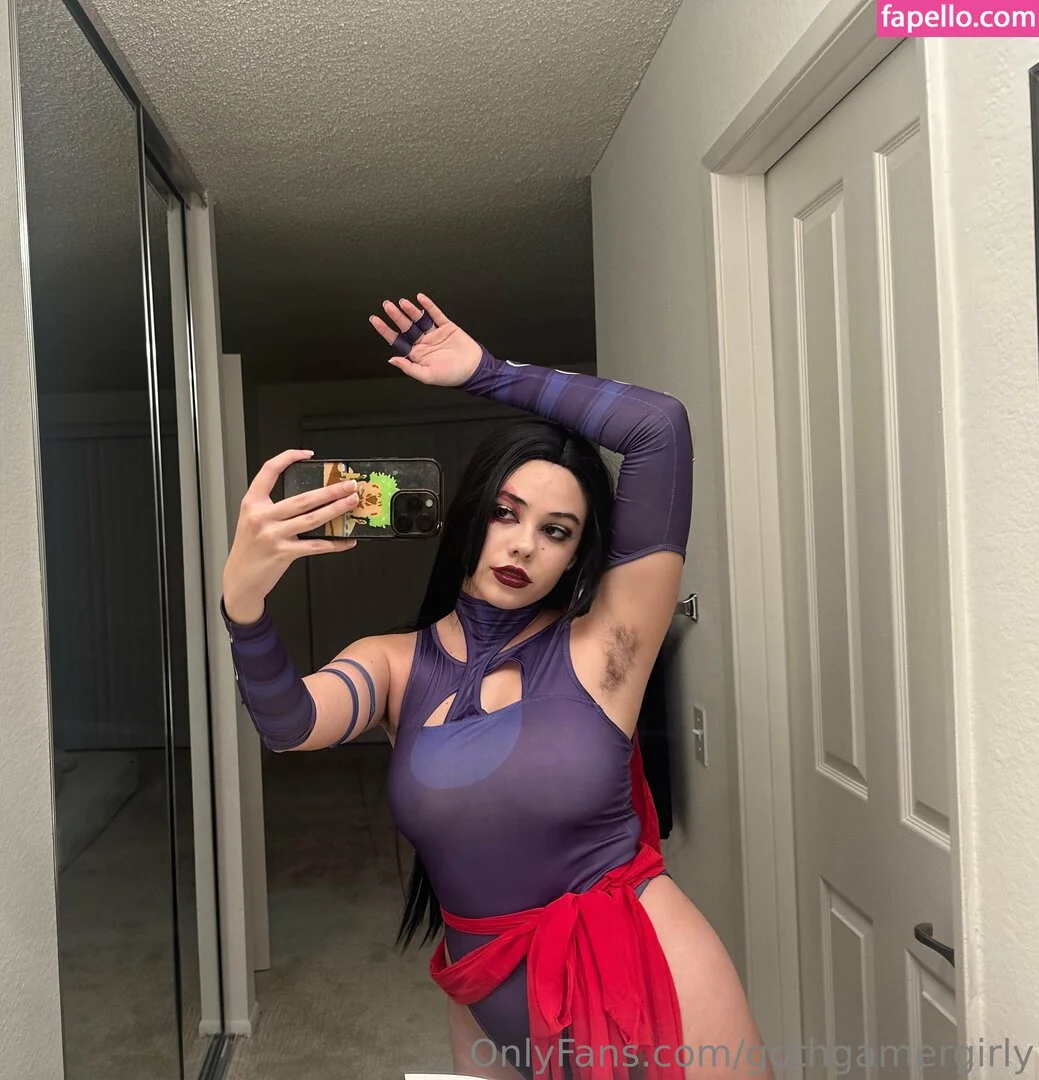 gothgamergirly / thegothmuse Onlyfans Photo Gallery 