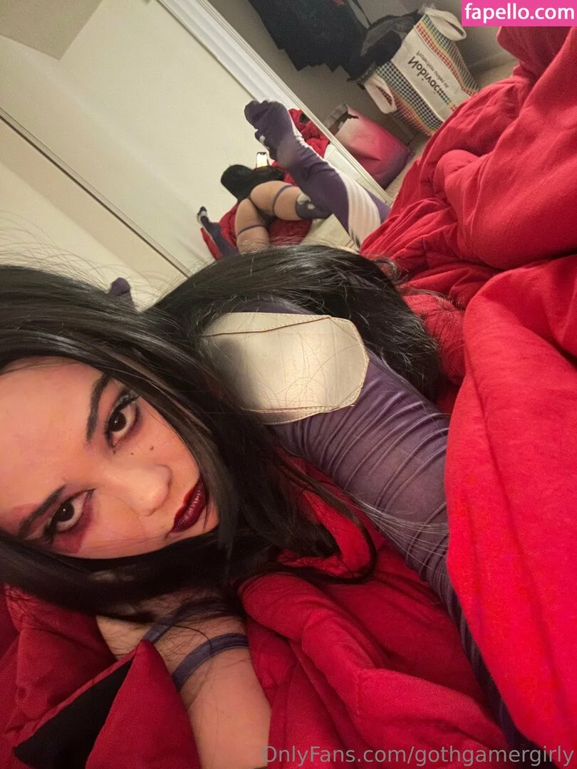 gothgamergirly / thegothmuse Onlyfans Photo Gallery 
