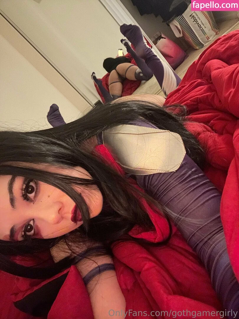 gothgamergirly / thegothmuse Onlyfans Photo Gallery 