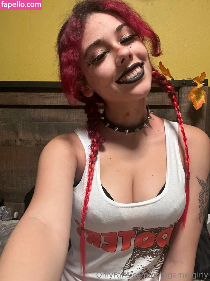 gothgamergirly / thegothmuse Onlyfans Photo Gallery 