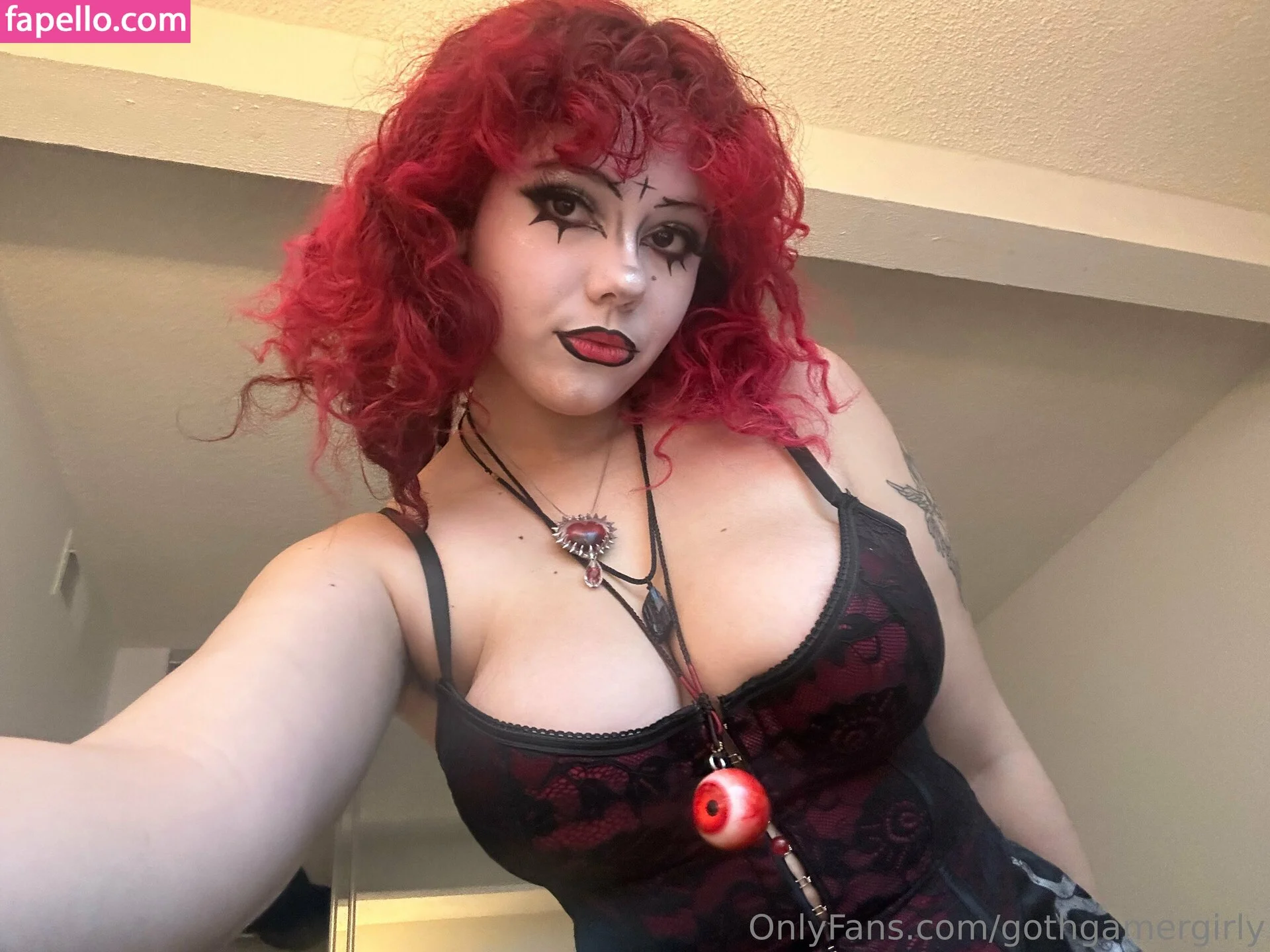 gothgamergirly / thegothmuse Onlyfans Photo Gallery 