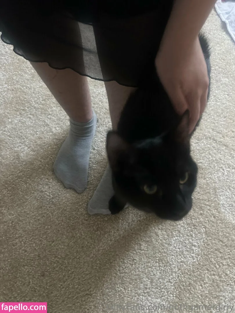 gothgamergirly / thegothmuse Onlyfans Photo Gallery 