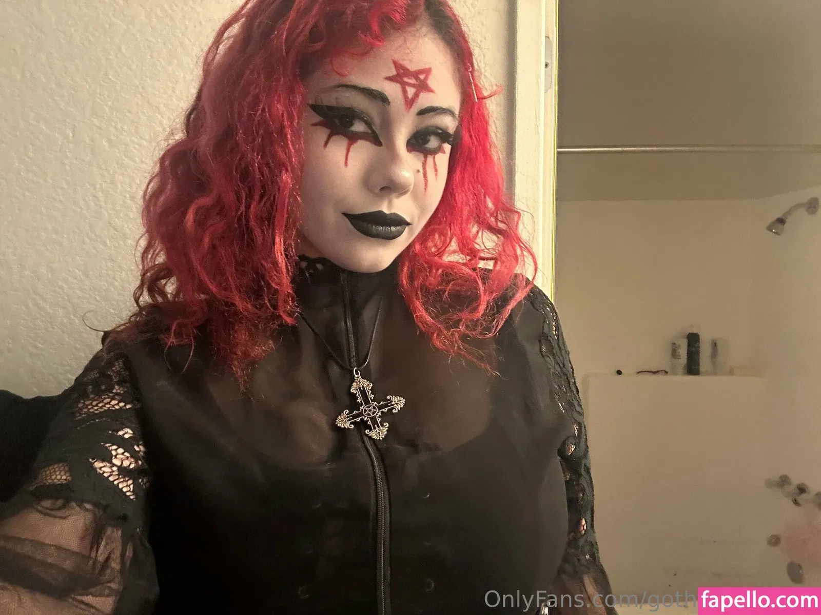 gothgamergirly / thegothmuse Onlyfans Photo Gallery 