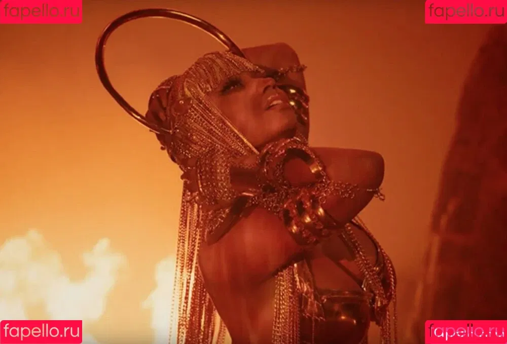 Nicki Minaj / nicki_minaj / nickiminaj Onlyfans Photo Gallery 