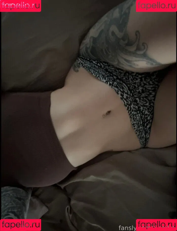 Alliury / Xaerha / amateurallure Onlyfans Photo Gallery 