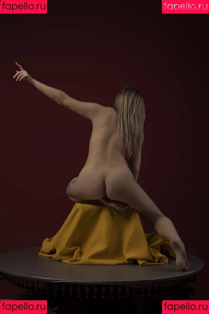 N__Tihomirova / Natali Tihomirova / natalia__tihomirovafanpage99 / tihomirovanatalia Onlyfans Photo Gallery 