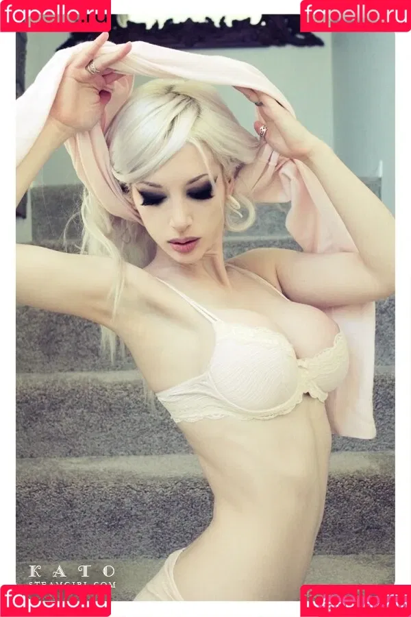 Kate Lambert / itskatelambert / katopunk Onlyfans Photo Gallery 