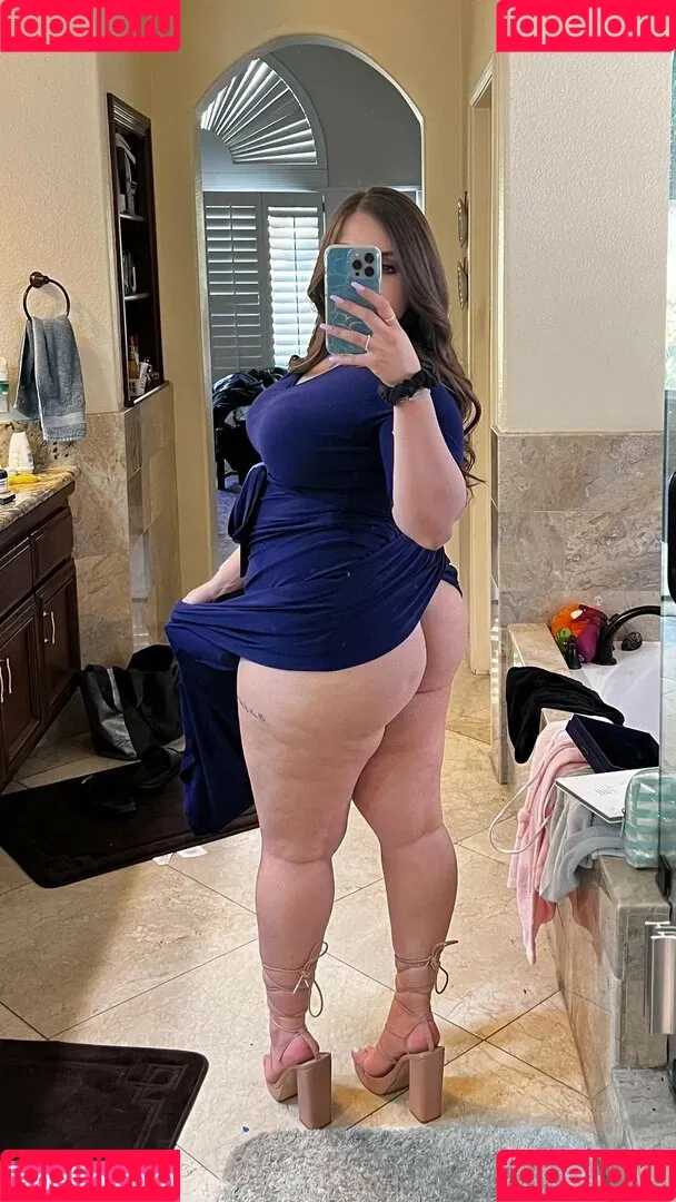 Sara Hart / saraaliciahart / sarahaha Onlyfans Photo Gallery 