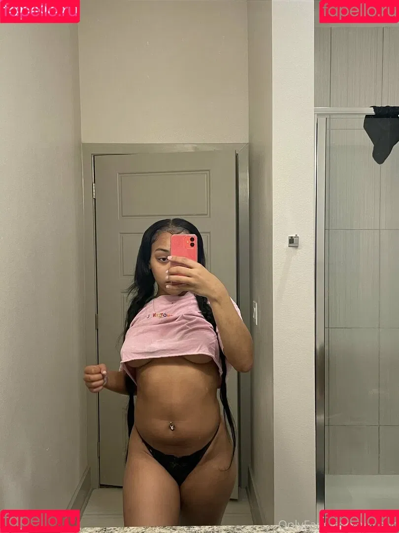 vixenkayb / vvkayb Onlyfans Photo Gallery 