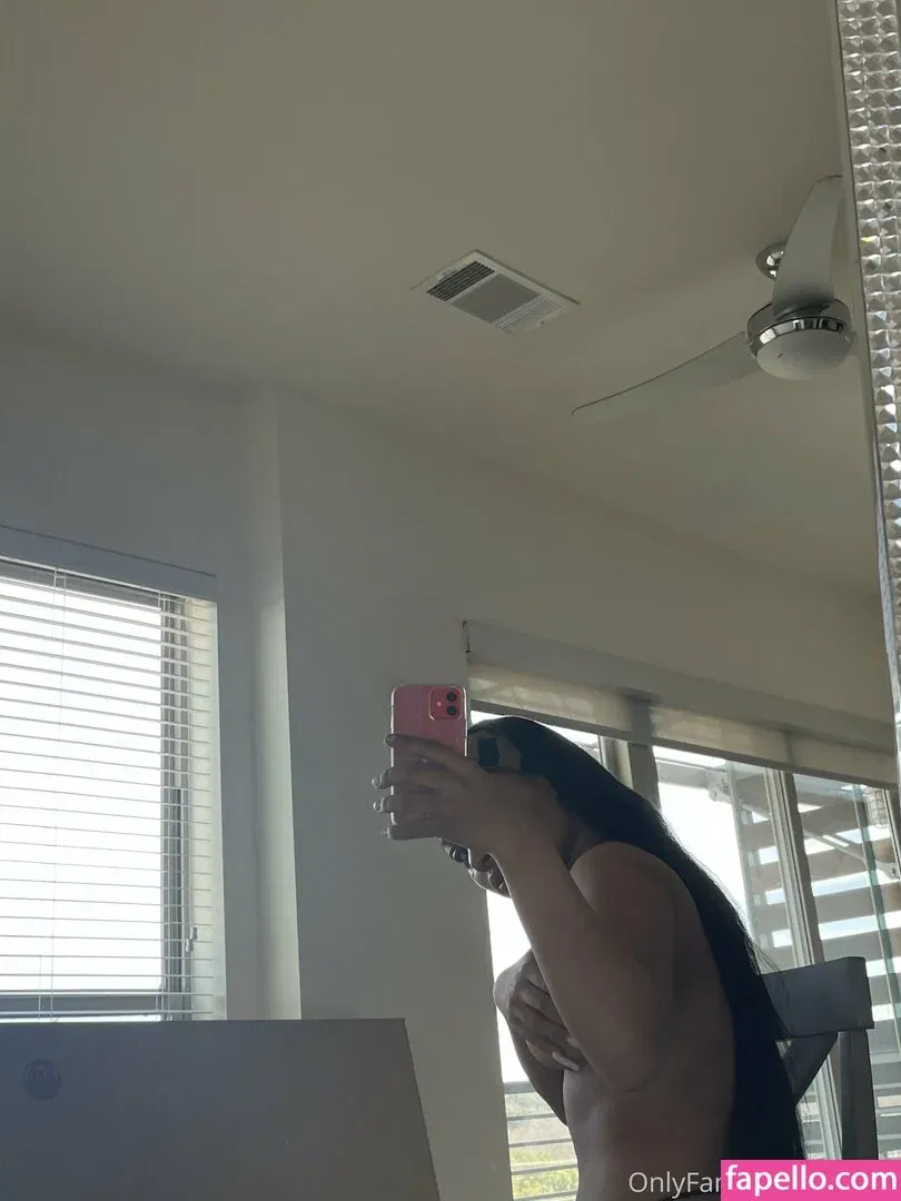 vixenkayb / vvkayb Onlyfans Photo Gallery 