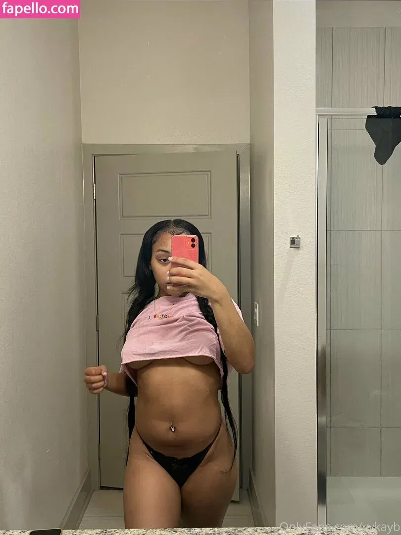 vixenkayb / vvkayb Onlyfans Photo Gallery 