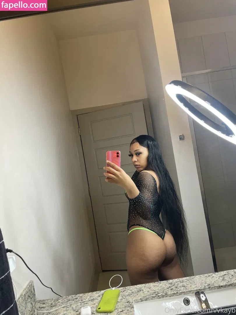 vixenkayb / vvkayb Onlyfans Photo Gallery 