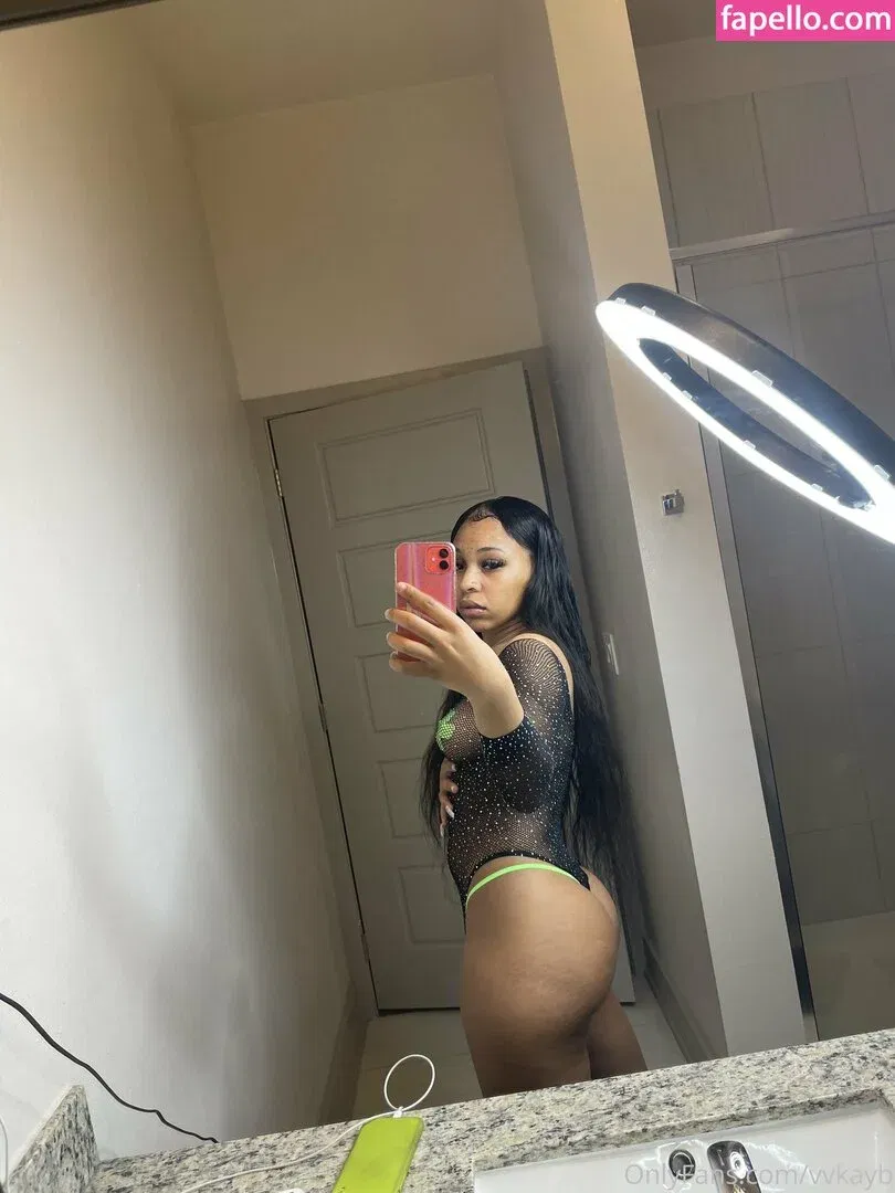 vixenkayb / vvkayb Onlyfans Photo Gallery 