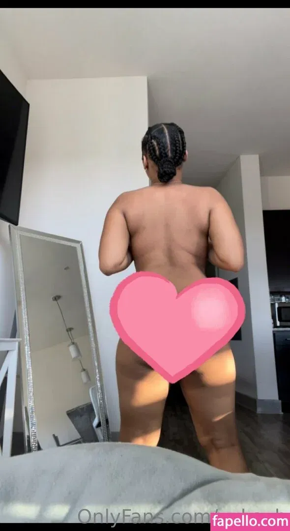 vixenkayb / vvkayb Onlyfans Photo Gallery 