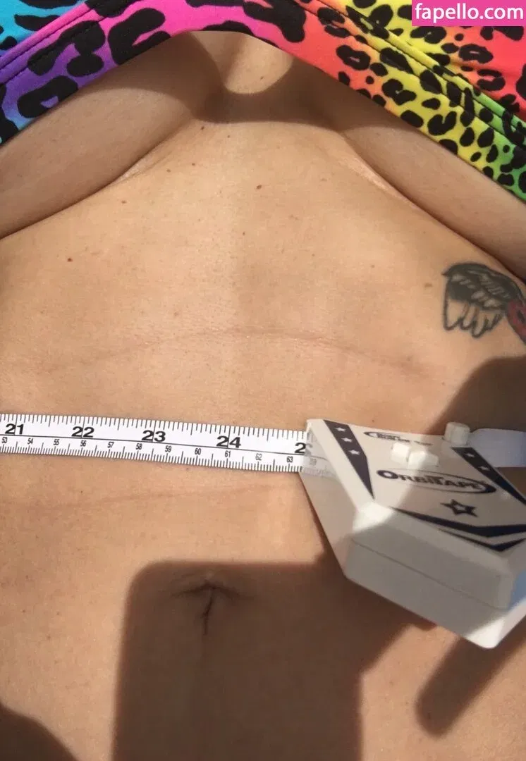 Billi Bardot / Holly Hale / billi_bardot / https: Onlyfans Photo Gallery 