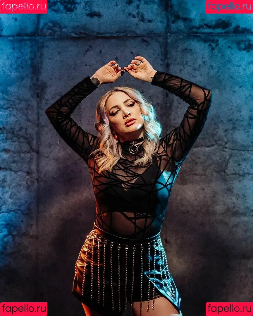 Addie Nicole Amick / Halocene / addienicoleamick Onlyfans Photo Gallery 