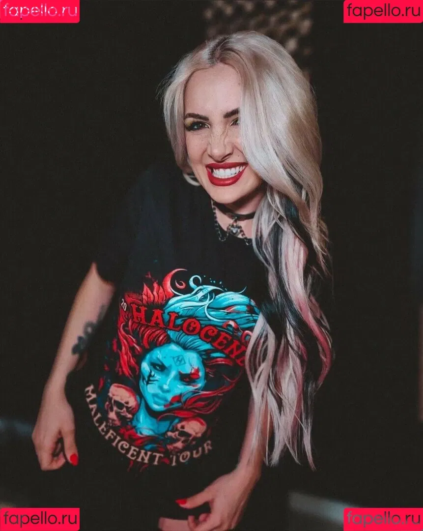 Addie Nicole Amick / Halocene / addienicoleamick Onlyfans Photo Gallery 