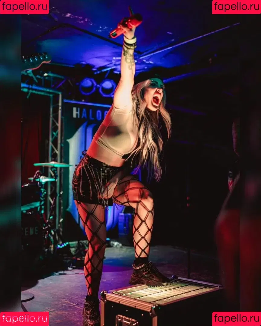 Addie Nicole Amick / Halocene / addienicoleamick Onlyfans Photo Gallery 