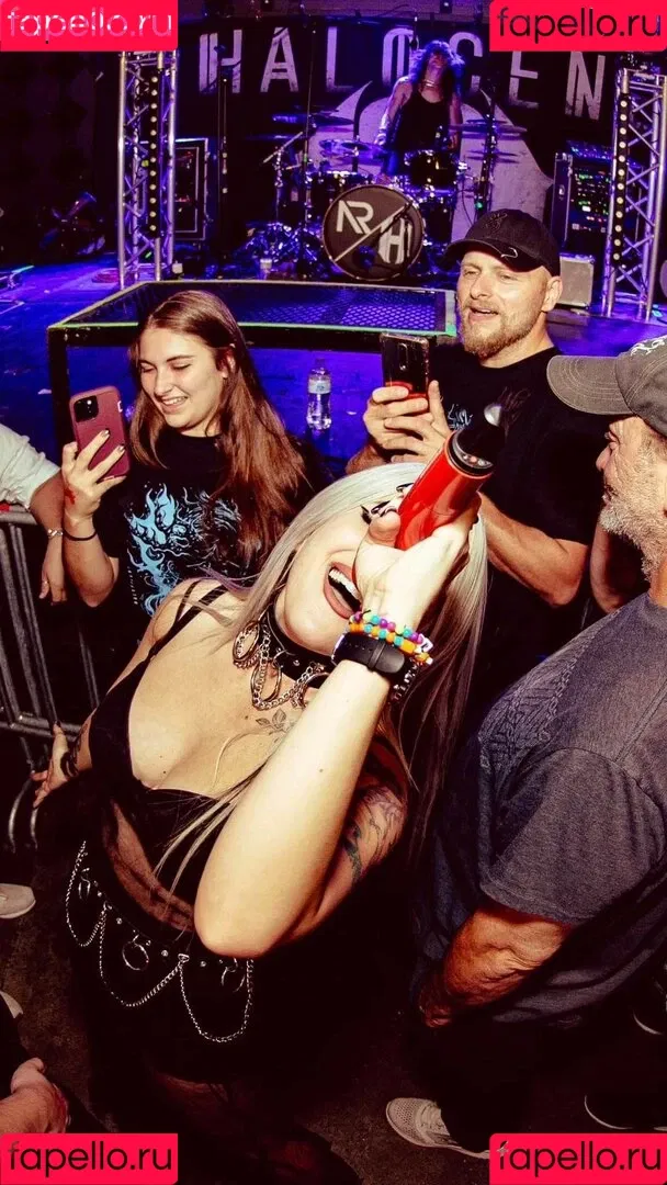 Addie Nicole Amick / Halocene / addienicoleamick Onlyfans Photo Gallery 