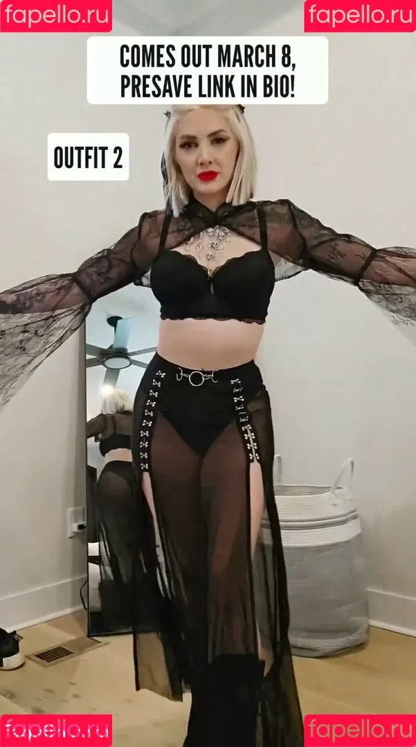 Addie Nicole Amick / Halocene / addienicoleamick Onlyfans Photo Gallery 