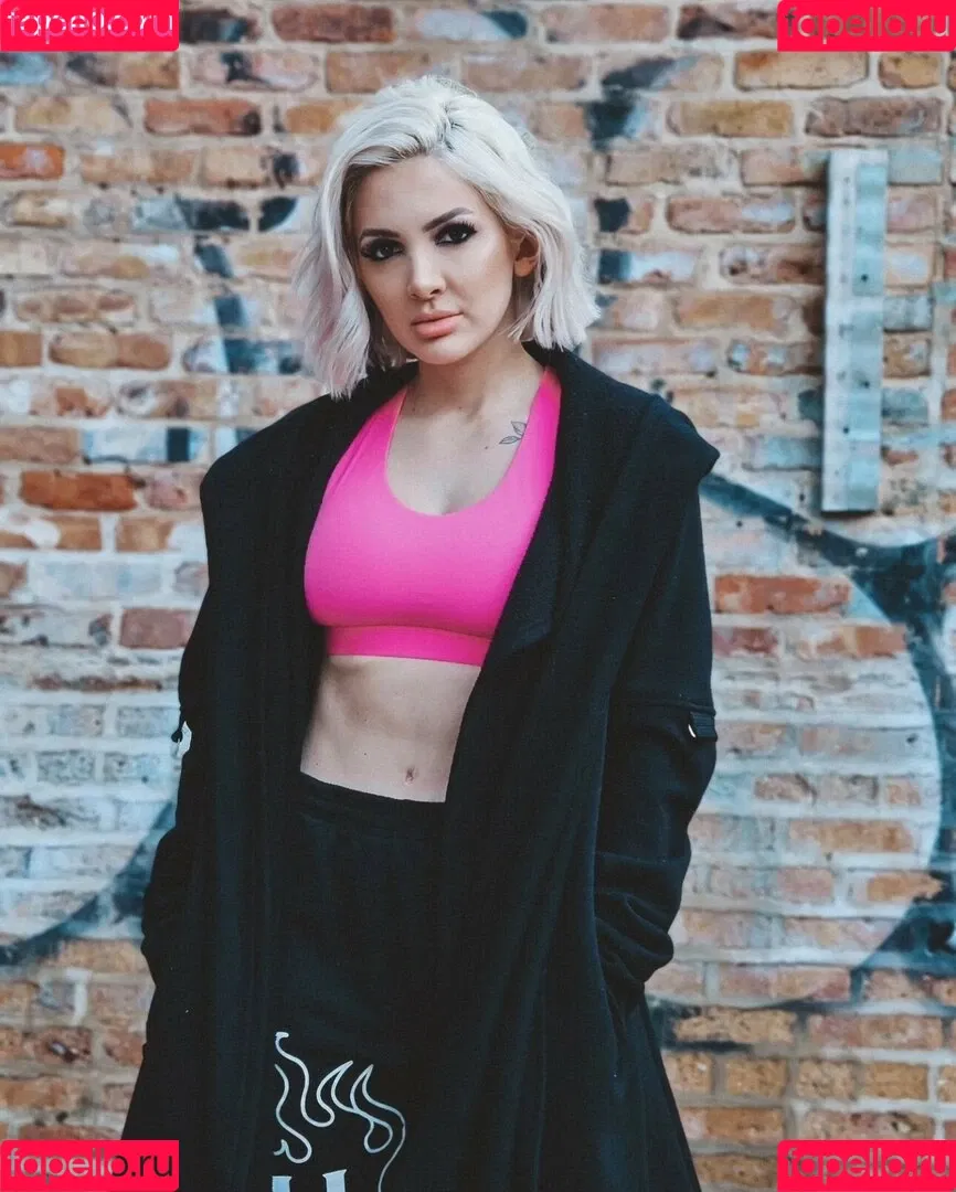 Addie Nicole Amick / Halocene / addienicoleamick Onlyfans Photo Gallery 