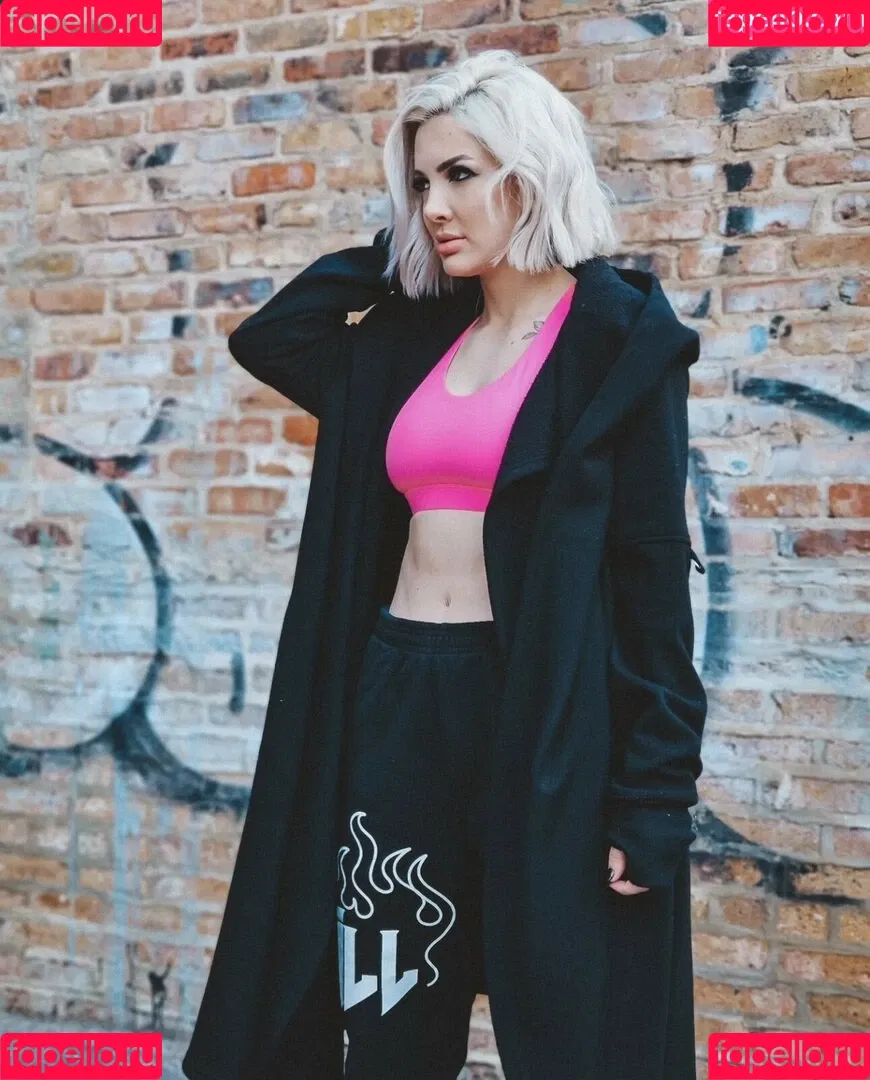 Addie Nicole Amick / Halocene / addienicoleamick Onlyfans Photo Gallery 
