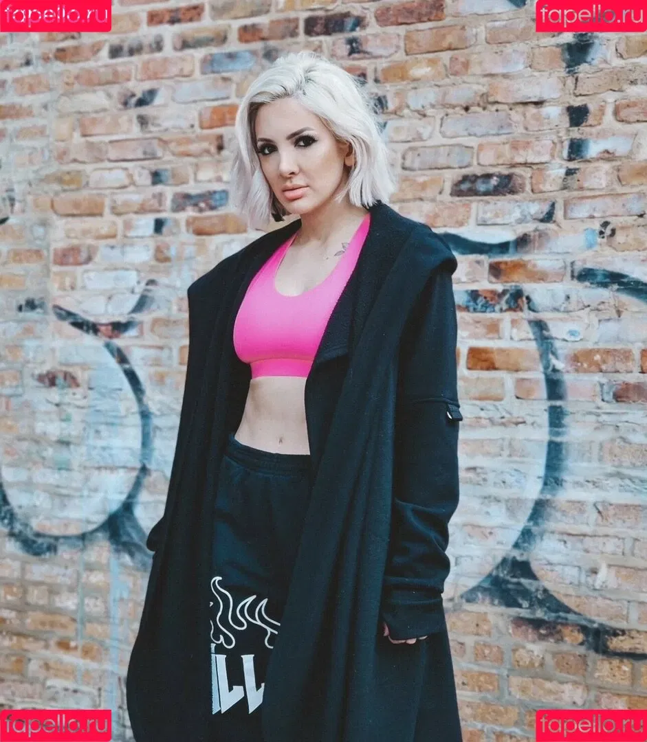 Addie Nicole Amick / Halocene / addienicoleamick Onlyfans Photo Gallery 