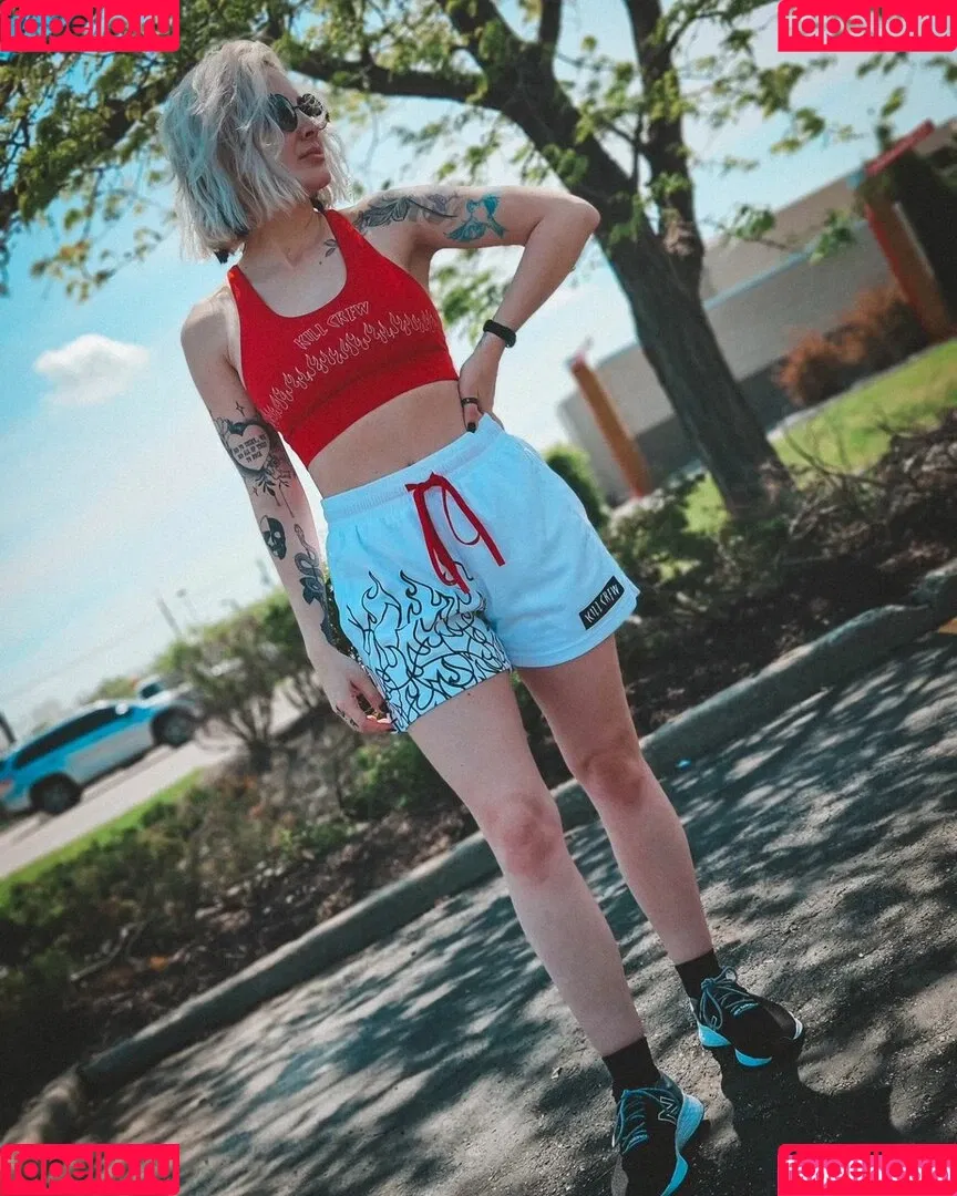 Addie Nicole Amick / Halocene / addienicoleamick Onlyfans Photo Gallery 